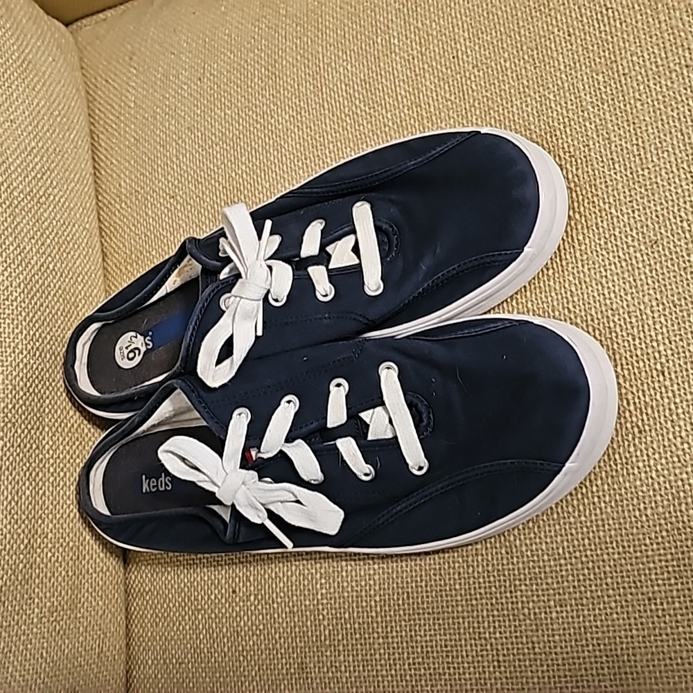 Women's slide on sneaker